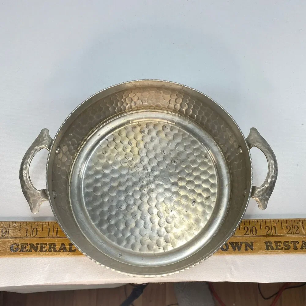 Vtg Everlast Forged Hammered Aluminum Casserole Holder Double Handles 8